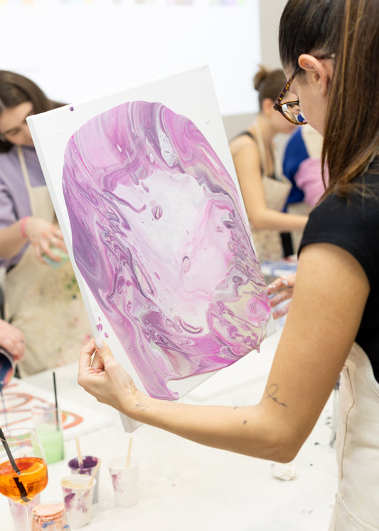Pouring Art- 8.12